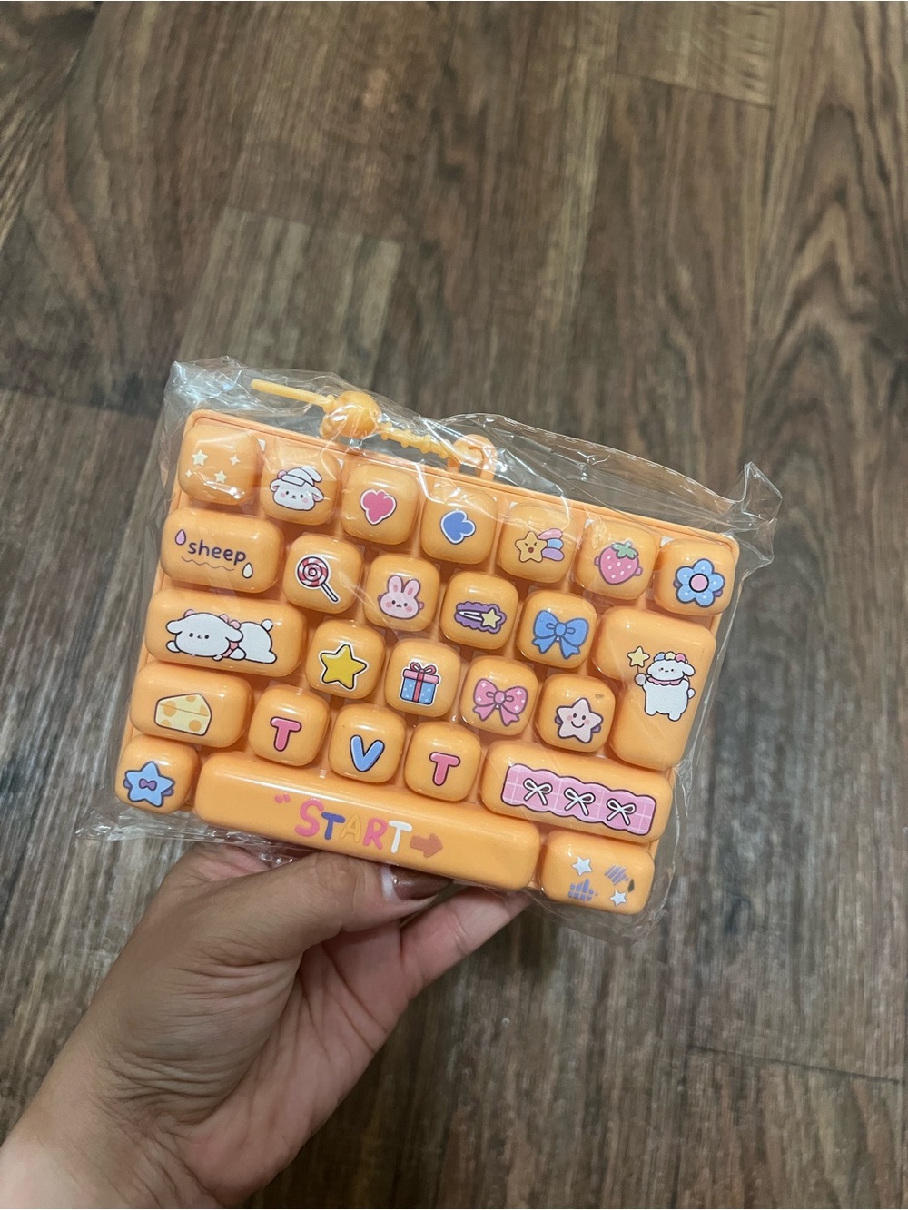 Cute Orange Keyboard Fidget Toy 🧡⌨️
